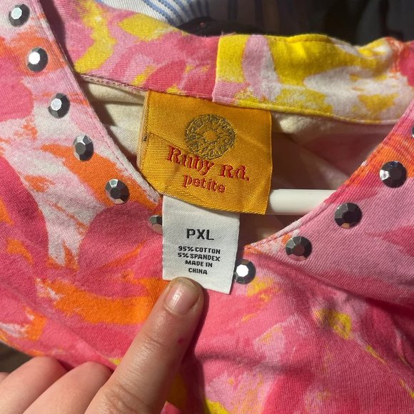 NWT Ruby Rd. Top - Picture 4 of 6